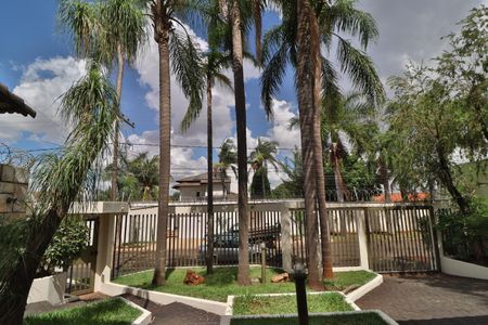 Casa para alugar com 4000m², 5 quartos e 3 vagasJardim