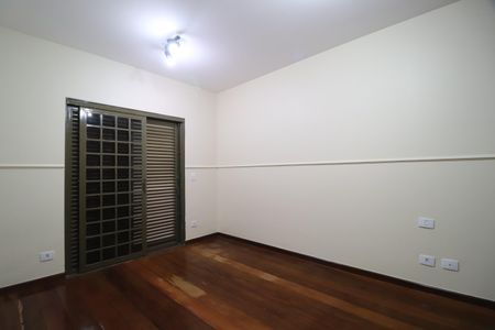 Casa para alugar com 4000m², 5 quartos e 3 vagasQuarto 2