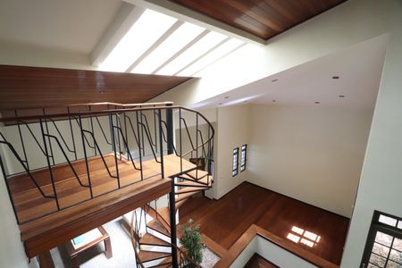 Casa para alugar com 4000m², 5 quartos e 3 vagasSala andar superior