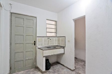 Cozinha de casa para alugar com 1 quarto, 30m² em Jardim Peri, São Paulo