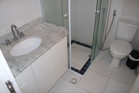 Apartamento para alugar com 70m², 2 quartos e sem vagaBanheiro
