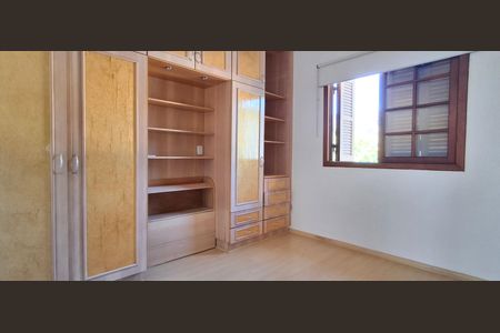 Casa para alugar com 285m², 5 quartos e 2 vagasQuarto 1