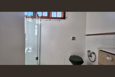 Casa para alugar com 285m², 5 quartos e 2 vagasBanheiro Social