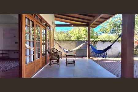 Casa para alugar com 285m², 5 quartos e 2 vagasÁrea Gourmet