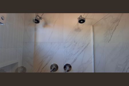 Casa para alugar com 285m², 5 quartos e 2 vagasBanheiro Suíte