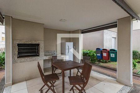 Apartamento à venda com 32m², 2 quartos e sem vagaÁrea comum - Churrasqueira