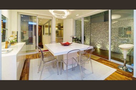 Casa à venda com 1000m², 3 quartos e 4 vagas