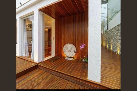 Casa à venda com 3 quartos, 1000m² em Pacaembu, São Paulo