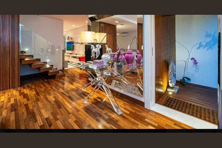 Casa à venda com 1000m², 3 quartos e 4 vagas