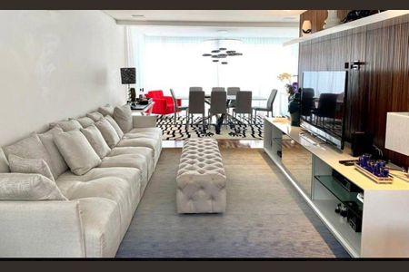 Casa à venda com 3 quartos, 1000m² em Pacaembu, São Paulo