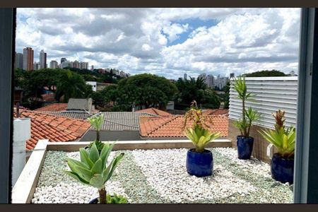 Casa à venda com 1000m², 3 quartos e 4 vagas