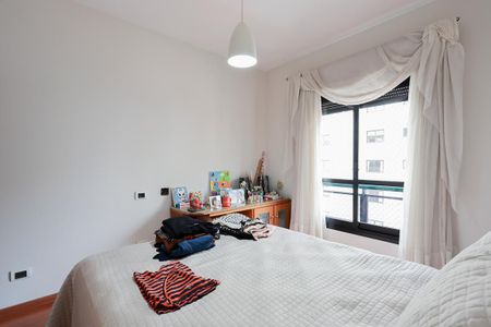 Apartamento à venda com 230m², 4 quartos e 3 vagas Apartamento à venda com 230m², 4 quartos e 3 vagasSuíte 2