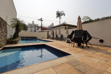 Apartamento à venda com 103m², 3 quartos e 2 vagas Apartamento à venda com 103m², 3 quartos e 2 vagasÁrea comum - Piscina