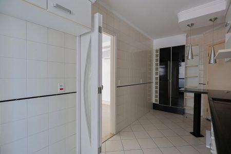 Apartamento à venda com 103m², 3 quartos e 2 vagas Apartamento à venda com 103m², 3 quartos e 2 vagasCozinha