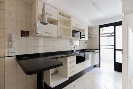 Apartamento à venda com 103m², 3 quartos e 2 vagas Apartamento à venda com 103m², 3 quartos e 2 vagasCozinha