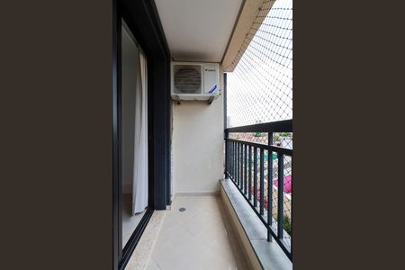 Apartamento à venda com 103m², 3 quartos e 2 vagas Apartamento à venda com 103m², 3 quartos e 2 vagasSala