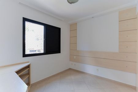 Apartamento à venda com 103m², 3 quartos e 2 vagas Apartamento à venda com 103m², 3 quartos e 2 vagasSuíte