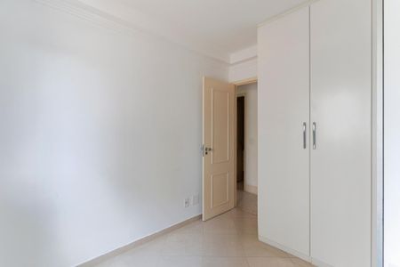 Apartamento à venda com 103m², 3 quartos e 2 vagas Apartamento à venda com 103m², 3 quartos e 2 vagasQuarto 2
