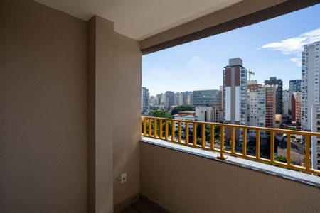 Apartamento à venda com 26m², 1 quarto e sem vaga Apartamento à venda com 26m², 1 quarto e sem vagaVaranda