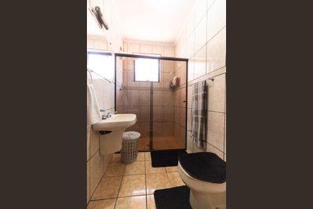 Casa à venda com 190m², 3 quartos e 4 vagasBanheiro