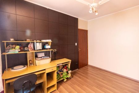 Casa à venda com 190m², 3 quartos e 4 vagasQuarto 2