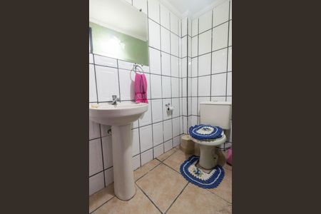 Casa à venda com 190m², 3 quartos e 4 vagasBanheiro de serviço