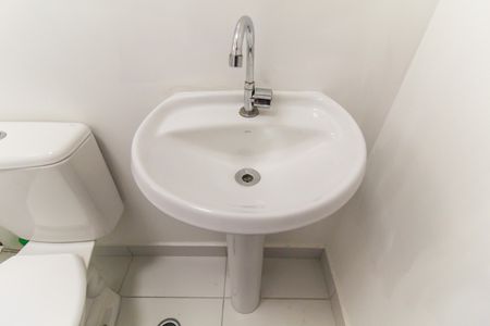 Apartamento para alugar com 41m², 2 quartos e sem vaga Apartamento para alugar com 41m², 2 quartos e sem vagaBanheiro