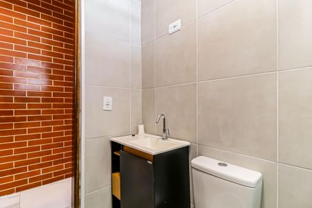 Casa para alugar com 140m², 3 quartos e 2 vagasBanheiro Social