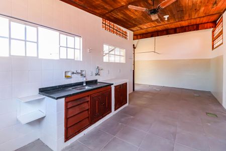 Casa para alugar com 140m², 3 quartos e 2 vagasÁrea comum