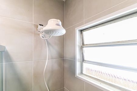 Casa para alugar com 140m², 3 quartos e 2 vagasBanheiro Social