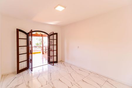 Casa para alugar com 140m², 3 quartos e 2 vagasQuarto