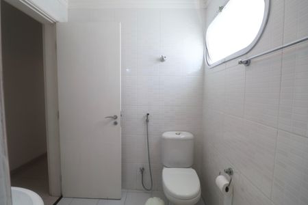 Apartamento para alugar com 140m², 3 quartos e 1 vaga Apartamento para alugar com 140m², 3 quartos e 1 vagaBanheiro