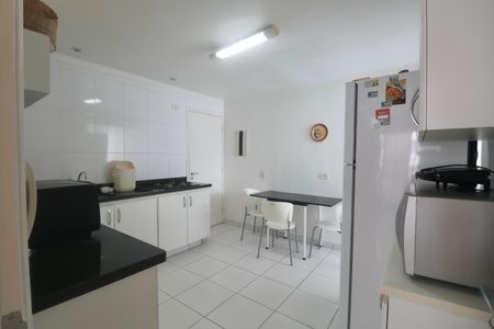 Apartamento para alugar com 140m², 3 quartos e 1 vaga Apartamento para alugar com 140m², 3 quartos e 1 vagaCozinha