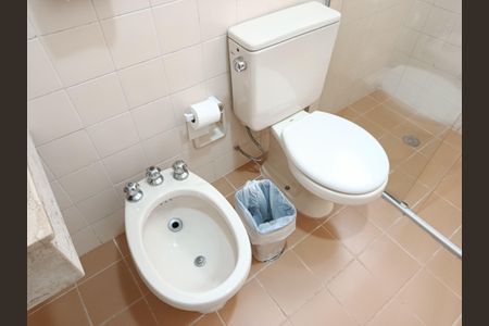 Apartamento para alugar com 42m², 1 quarto e 1 vaga Apartamento para alugar com 42m², 1 quarto e 1 vagaBanheiro Social