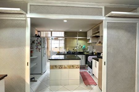 Apartamento para alugar com 300m², 3 quartos e 1 vagaCozinha