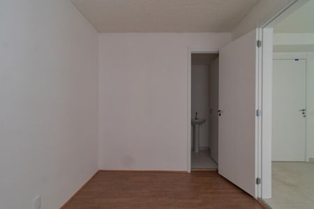 Suíte de apartamento para alugar com 1 quarto, 27m² em Parque Industrial Tomas Edson, São Paulo