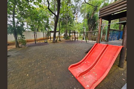 Apartamento à venda com 68m², 2 quartos e 2 vagas Apartamento à venda com 68m², 2 quartos e 2 vagasÁrea comum - Playground