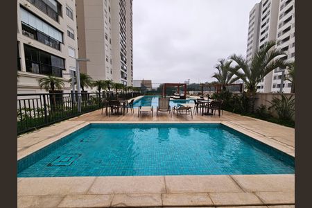 Apartamento à venda com 68m², 2 quartos e 2 vagas Apartamento à venda com 68m², 2 quartos e 2 vagasÁrea comum - Piscina