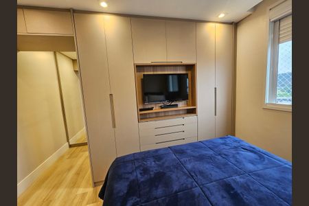 Apartamento à venda com 68m², 2 quartos e 2 vagas Apartamento à venda com 68m², 2 quartos e 2 vagasSuite