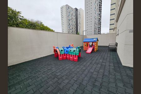 Apartamento à venda com 68m², 2 quartos e 2 vagas Apartamento à venda com 68m², 2 quartos e 2 vagasÁrea comum - Playground
