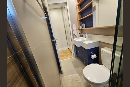 Apartamento à venda com 68m², 2 quartos e 2 vagas Apartamento à venda com 68m², 2 quartos e 2 vagasBanheiro da Suíte