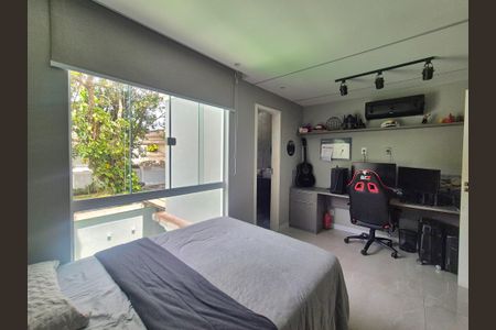 Casa de condomínio à venda com 350m², 5 quartos e 2 vagasSuíte 2