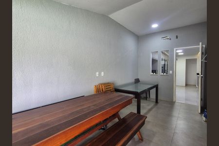 Casa de condomínio à venda com 350m², 5 quartos e 2 vagasÁrea gourmet 