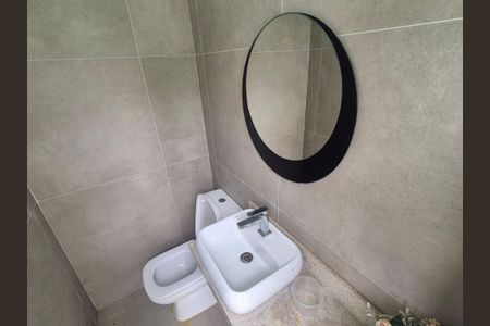 Casa de condomínio à venda com 350m², 5 quartos e 2 vagasLavabo 3