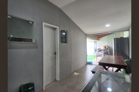 Casa de condomínio à venda com 350m², 5 quartos e 2 vagasÁrea gourmet 