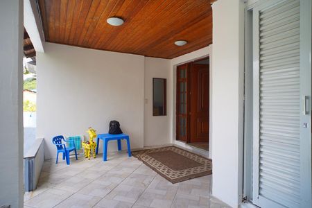 Casa à venda com 277m², 3 quartos e 4 vagasPátio