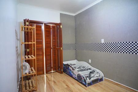 Casa à venda com 277m², 3 quartos e 4 vagasQuarto 2  - Casa 2