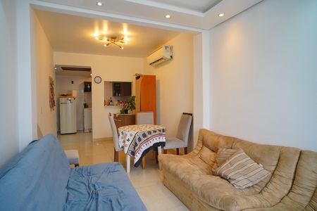 Casa à venda com 277m², 3 quartos e 4 vagasSala 