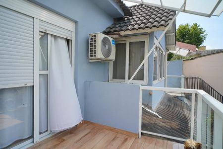 Casa à venda com 277m², 3 quartos e 4 vagasVaranda