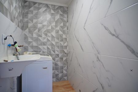 Área de serviço  de casa à venda com 3 quartos, 277m² em Jardim Sabará, Porto Alegre